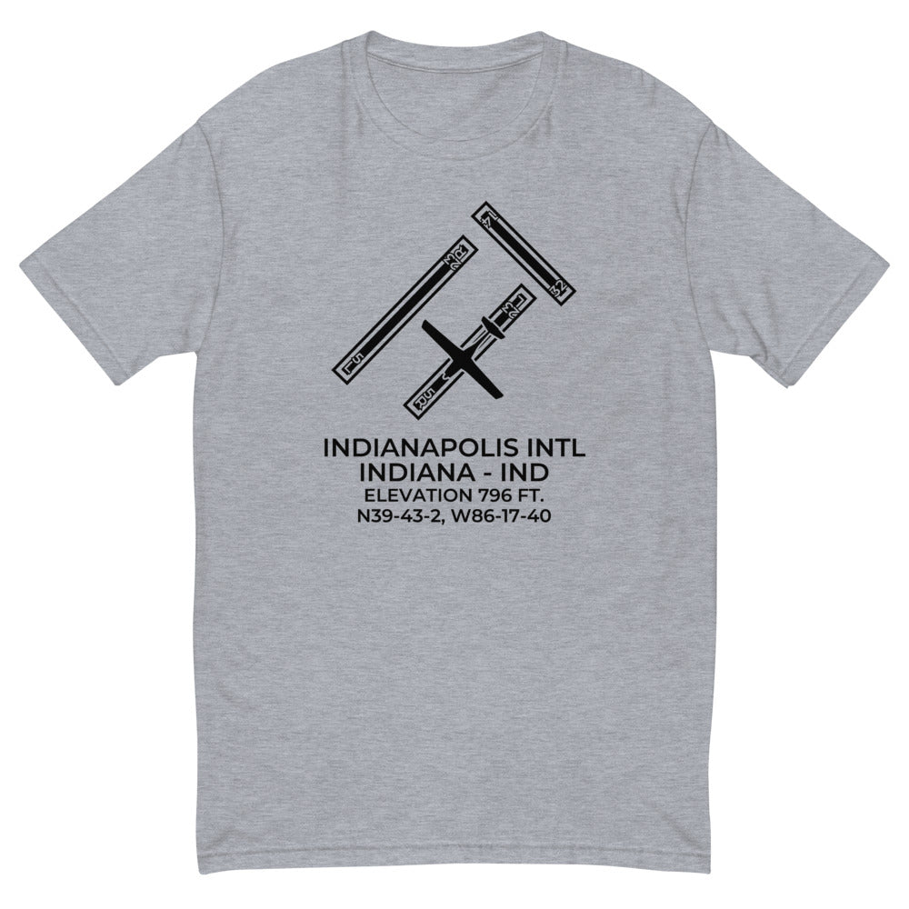 DA40 at INDIANAPOLIS INTL (IND; KIND) T-shirt